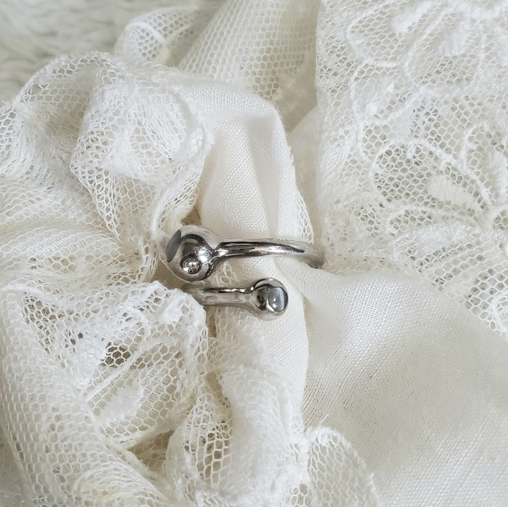 Silver Cat Eye Ring Solid Sturdy Crystal Stone Si… - image 6